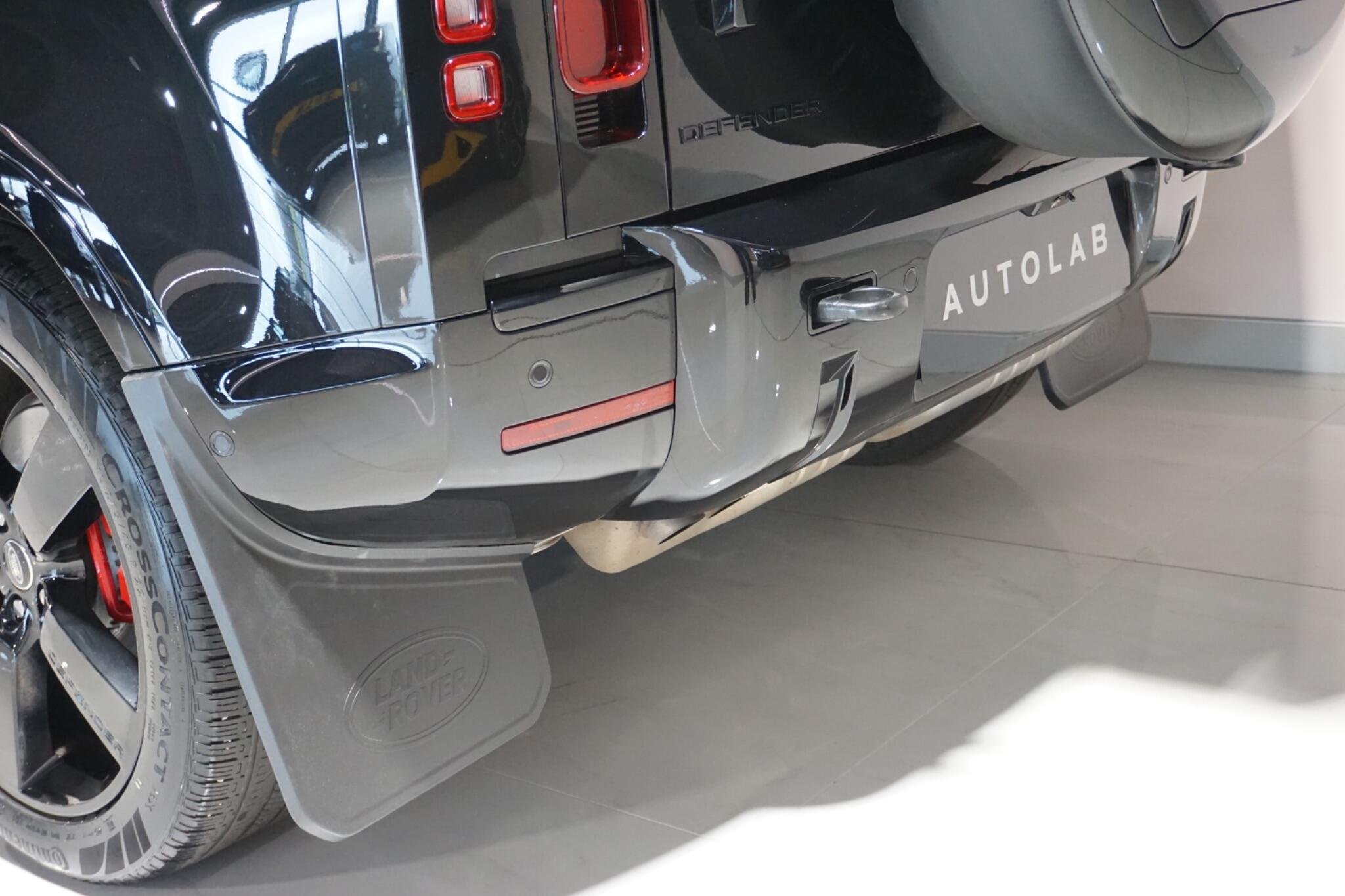 Land Rover Defender 110 3.0 D350 MHEV X-Dynamic HSE SUV 5dr Diesel Auto 4WD Euro 6 (s/s) (350 ps)